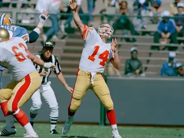 Herschel Walker, Jim Kelly Among Original USFL's Fantasy Stars - Sports  Illustrated