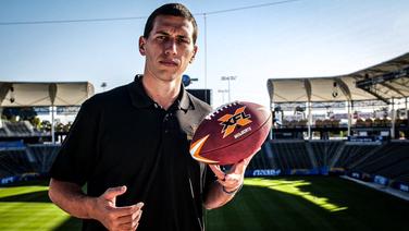 Fresh Pics of our new QB Luis Perez from USFL media days last week. :  r/NJGenerals